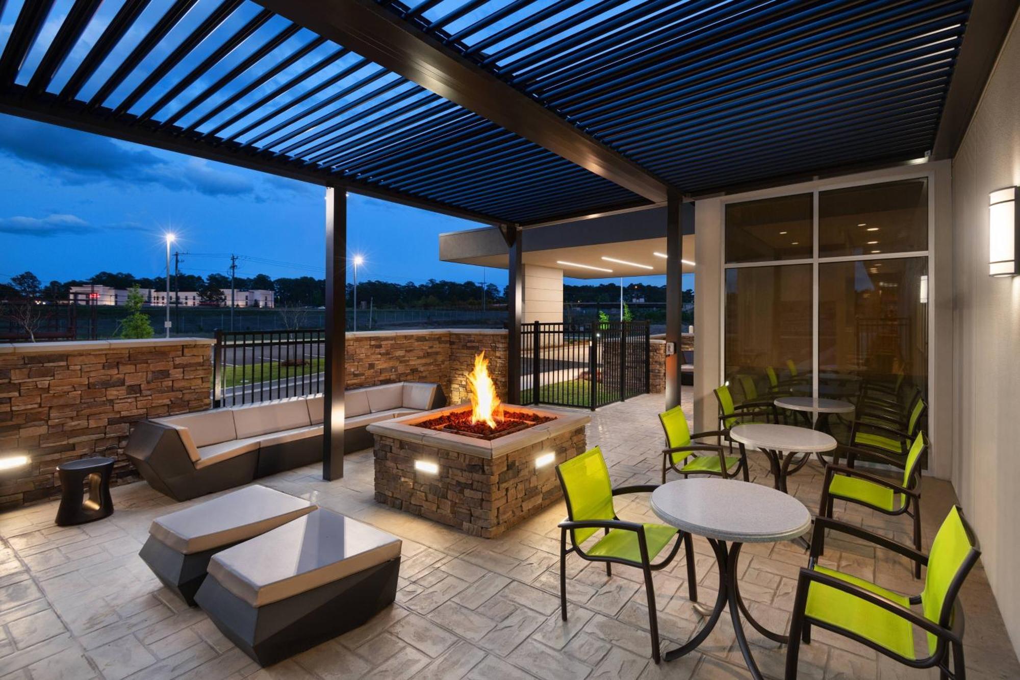 Springhill Suites By Marriott Tifton Exterior photo